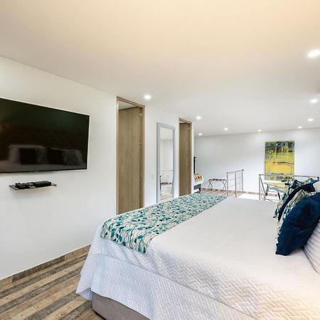 Apartamentos Borbon Suites Medellín Dış mekan fotoğraf