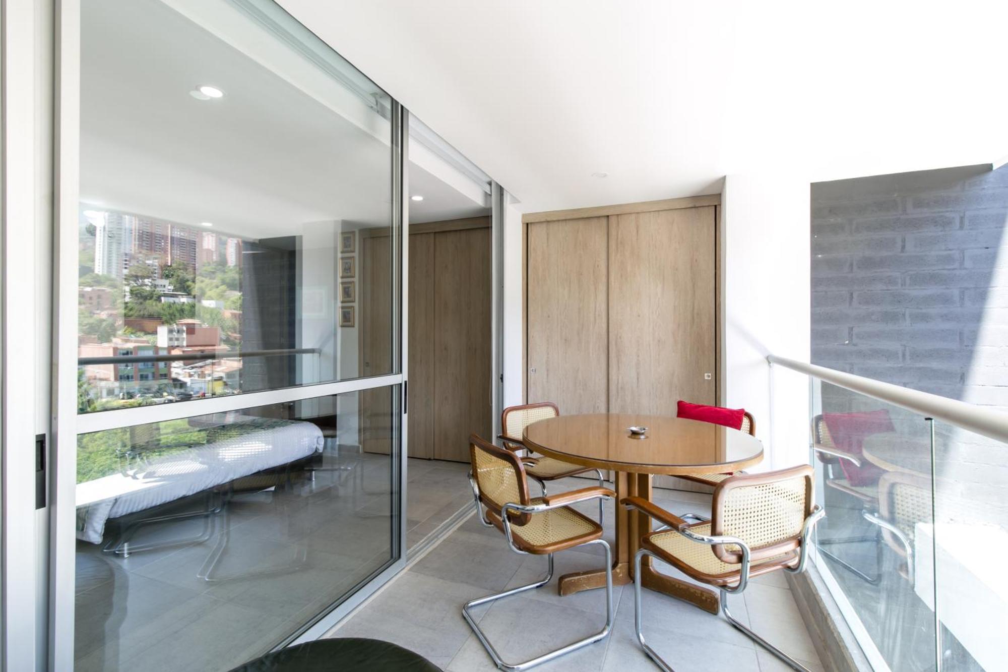 Apartamentos Borbon Suites Medellín Dış mekan fotoğraf