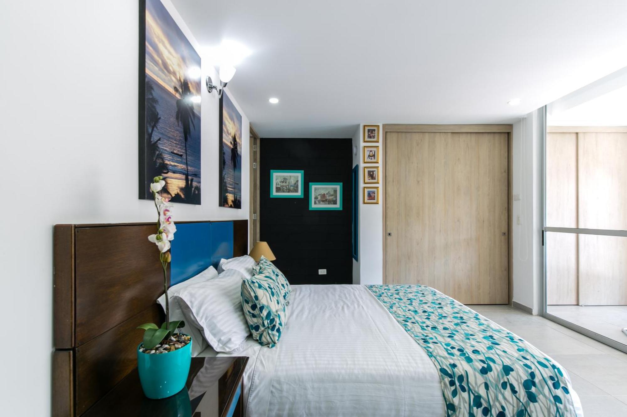 Apartamentos Borbon Suites Medellín Dış mekan fotoğraf