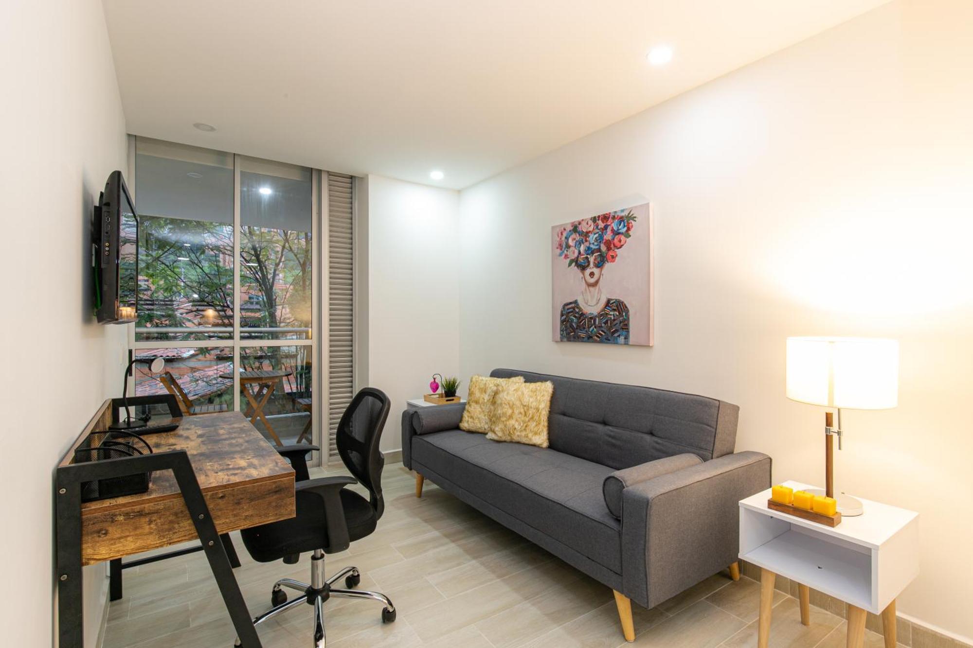 Apartamentos Borbon Suites Medellín Dış mekan fotoğraf