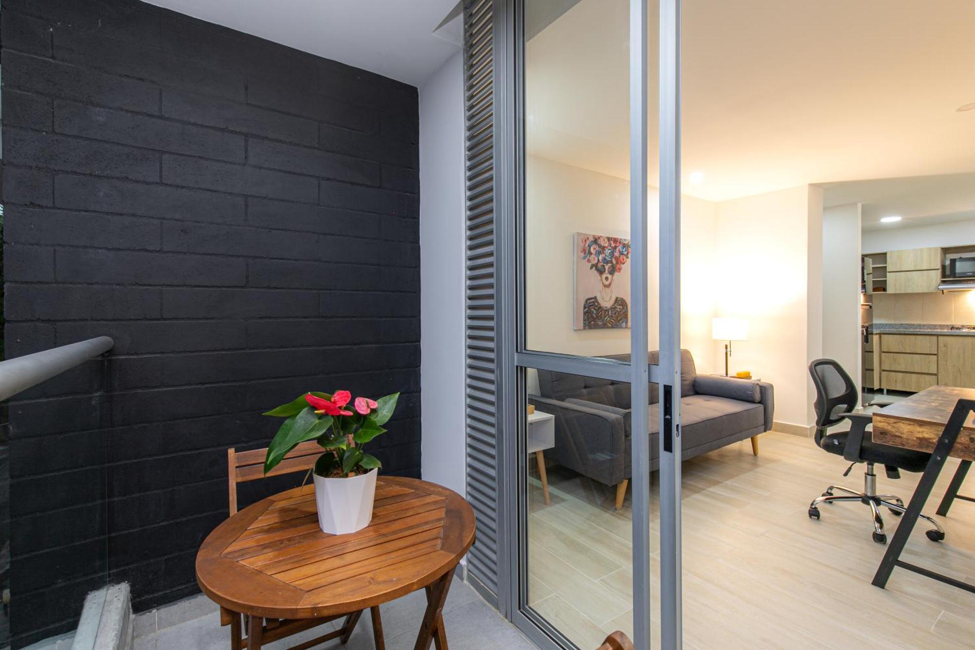 Apartamentos Borbon Suites Medellín Dış mekan fotoğraf