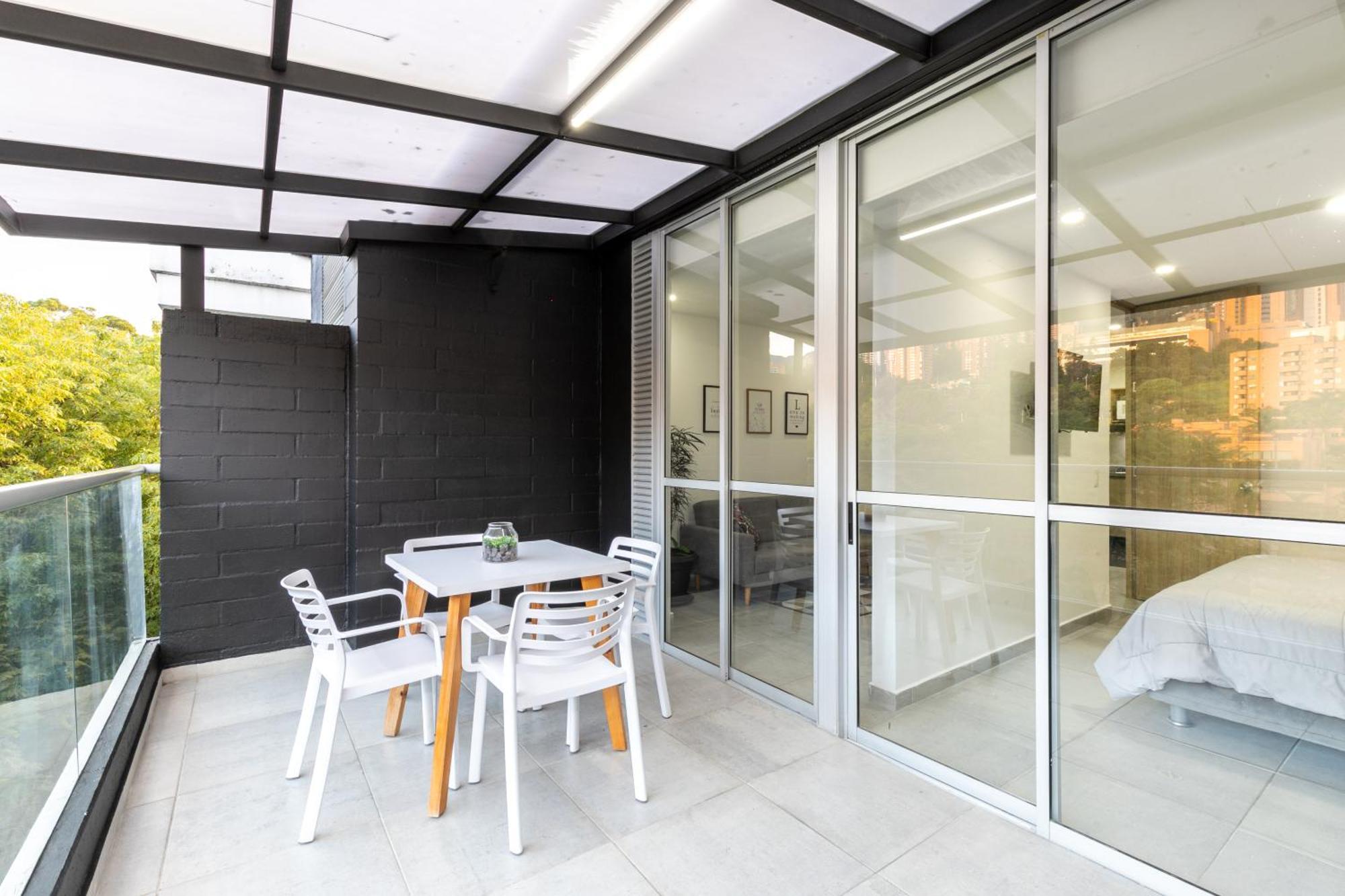 Apartamentos Borbon Suites Medellín Dış mekan fotoğraf