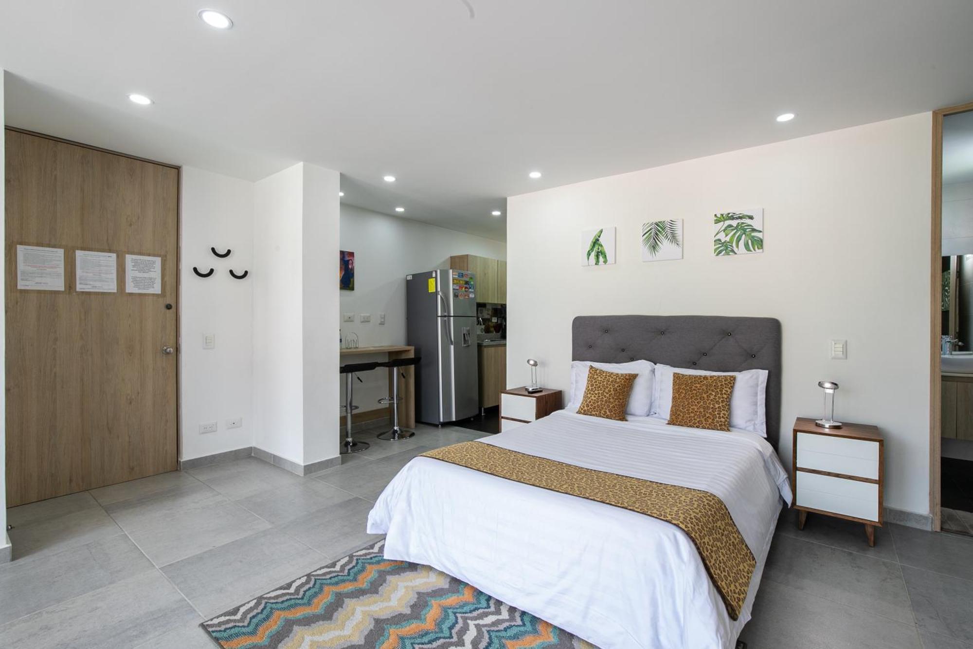 Apartamentos Borbon Suites Medellín Dış mekan fotoğraf
