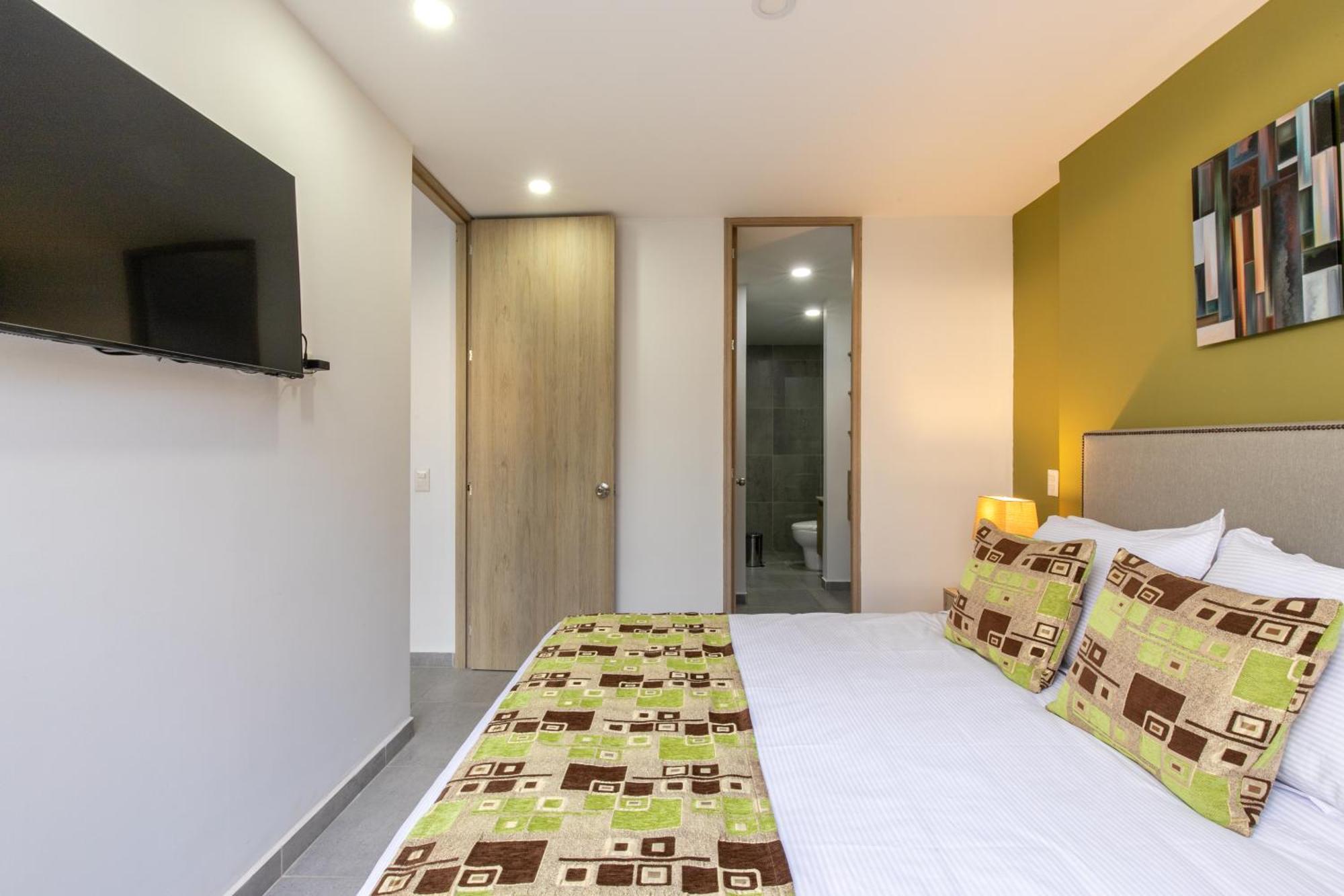 Apartamentos Borbon Suites Medellín Dış mekan fotoğraf