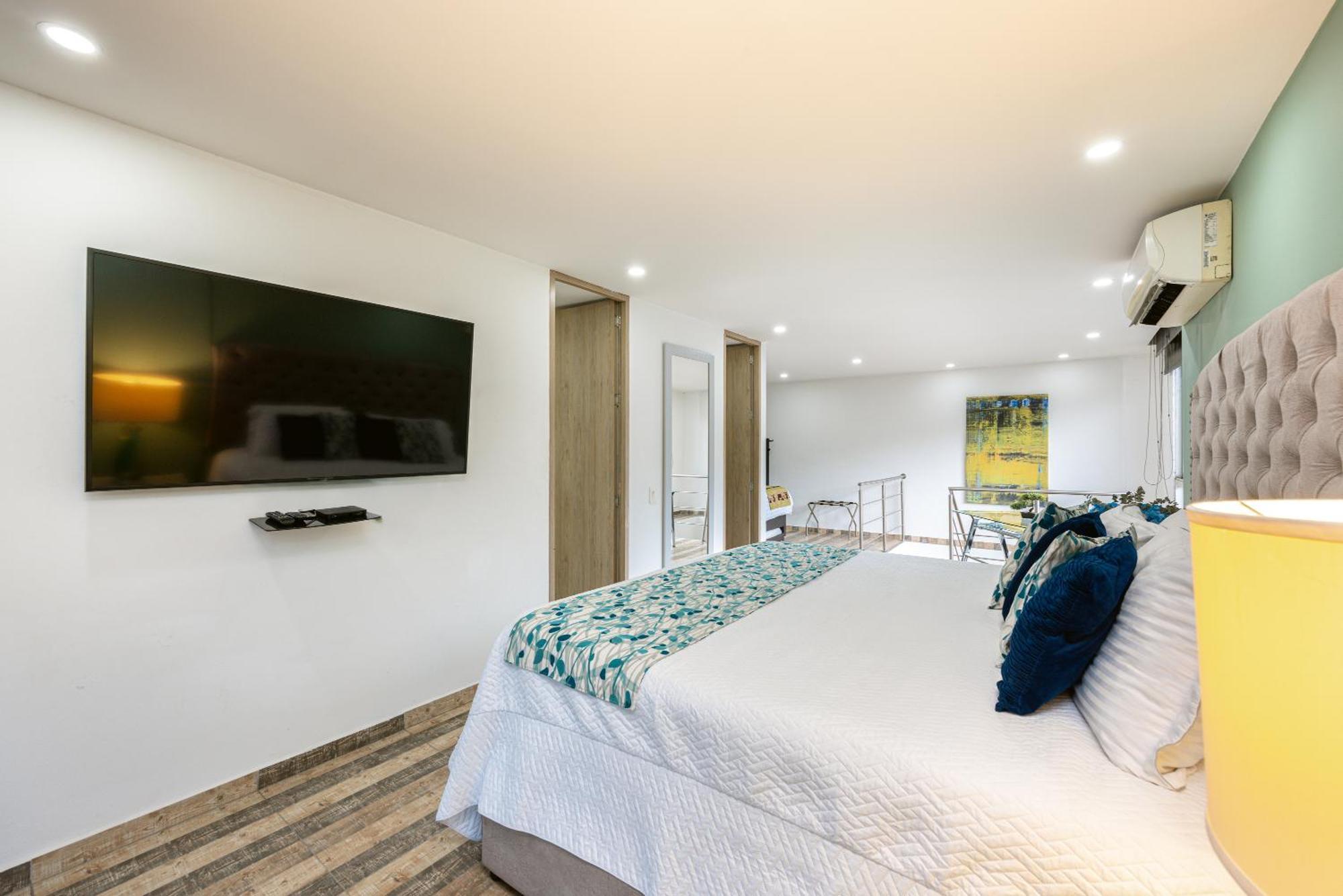 Apartamentos Borbon Suites Medellín Dış mekan fotoğraf