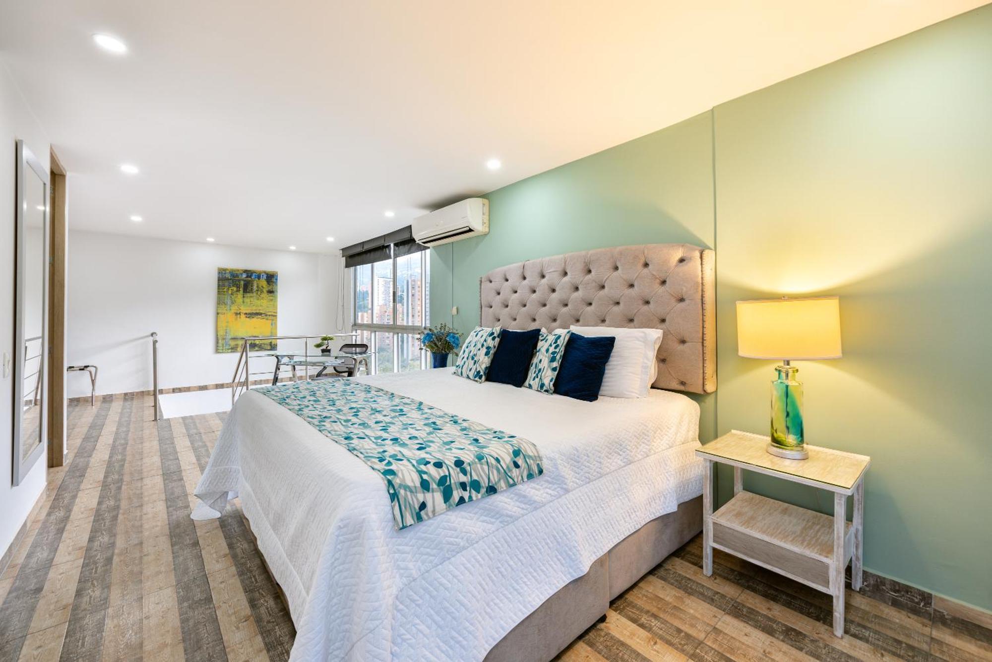 Apartamentos Borbon Suites Medellín Dış mekan fotoğraf